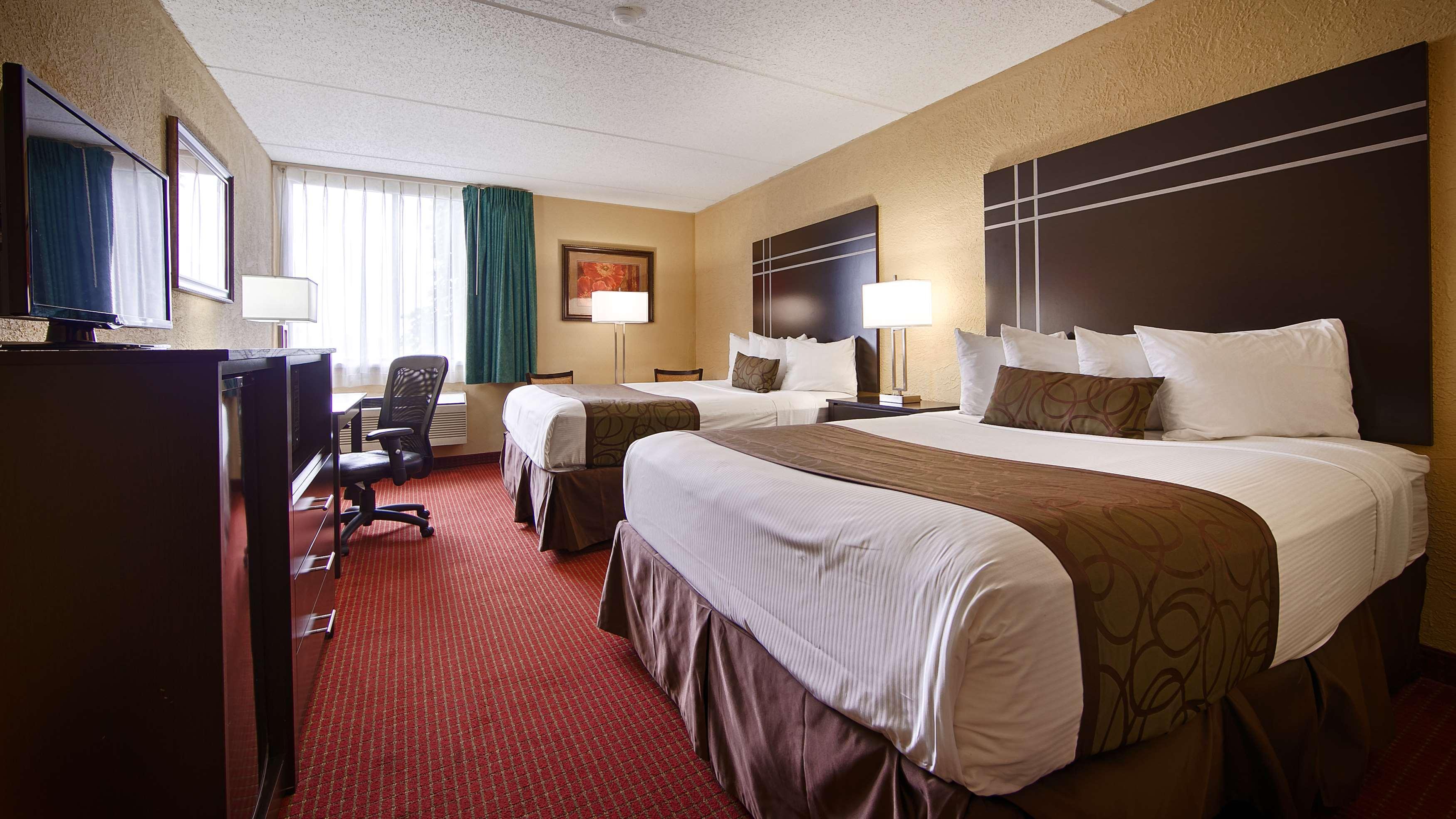 Best Western Waukesha Grand Pewaukee Exterior foto